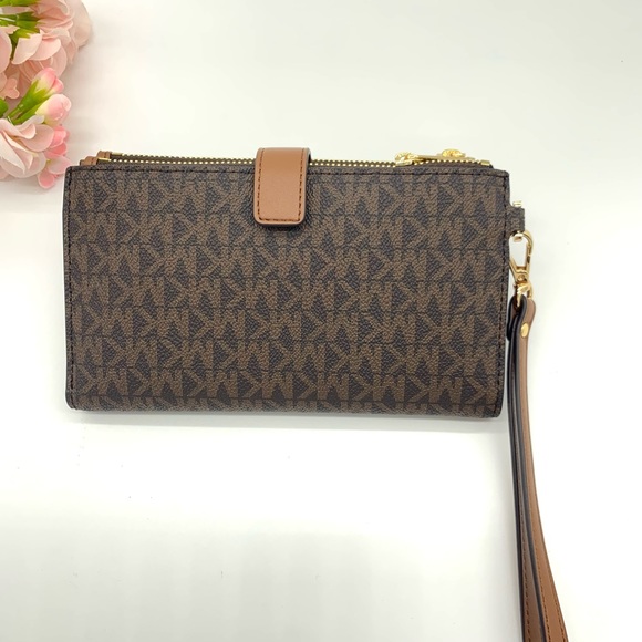 Michael Kors Jet Set Travel Double Zip Wristlet - Brown Signature / Luggage - Picture 2 of 11